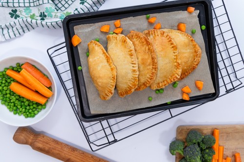 Cornish pasties traditional - cornish, |