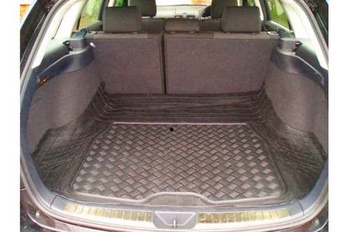 Toyota avensis estate rubber - toyota,
