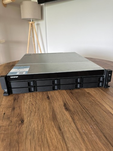 Qnap 873u 8 bay - qnap, ts-873u-rp
