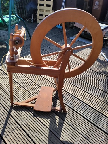 Ashford traditional spinning