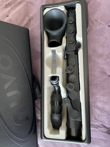 Nuvo beginner concert flute - beginner,