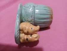 Hornsea Double Squirrel Acorn Posy Vase