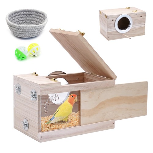 Parakeet nesting box - nesting, with