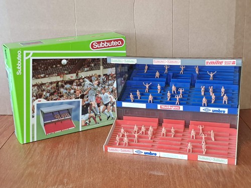 Subbuteo red blue grandstand - red,
