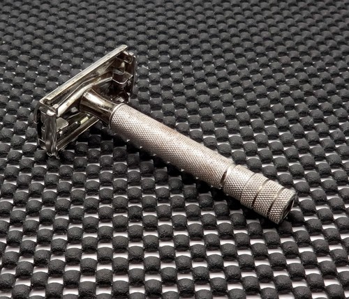 Vintage 1951 gillette - gillette, super