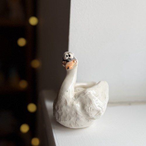 Kath jamieson ceramics mute - jamieson,