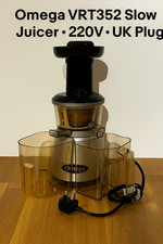 Omega VRT352 Slow Juicer 220V – Complete with box and manual – Works perfectly