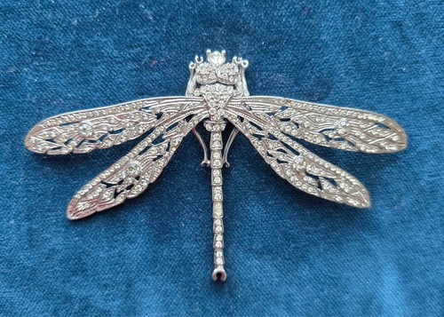 Butler wilson brooch large - butler, &