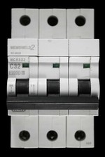 EATON 32 AMP CURVE C 10kA