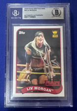 WWE LIV MORGAN  Signed 2018 Topps Heritage Card #44  Beckett Slabbed