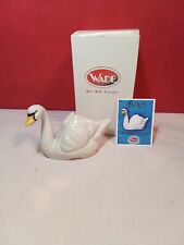 Wade."Whimsie Blow-up Swan"