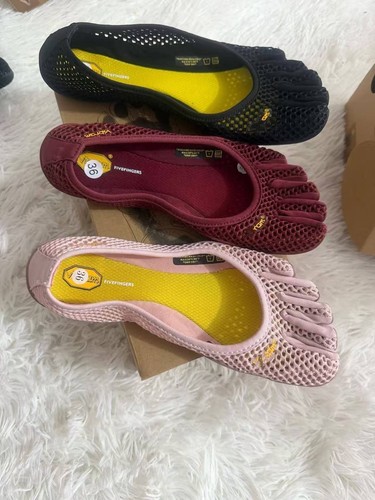 Vibram five fingers - fingers, yoga