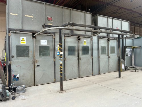 Wet spray booth - r,