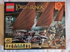 lego lord of the rings pirate ship 79008 BNIB - Sealed box with slight damage