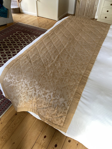Mitre linen sovereign quilted - linen,