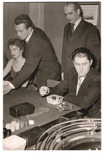 Casino photography - -,