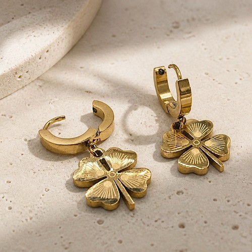 Four leaf clover dangle - four,