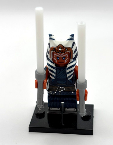 Custom ahsoka with 2 - custom,