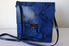 Pied A Terre Crossbody /