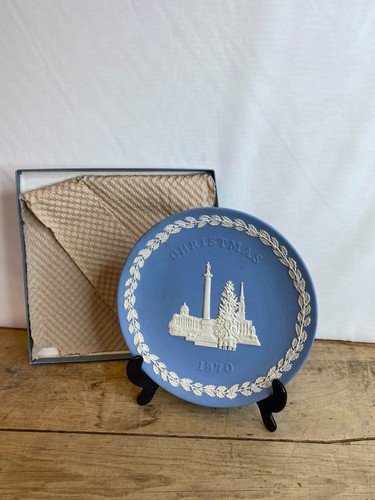 Vintage wedgwood christmas - vintage,
