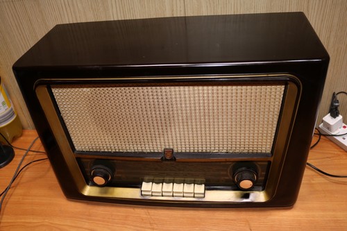 Philips 543a vintage bakelite - philips,