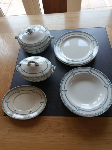 Royal doulton mina blue - royal,