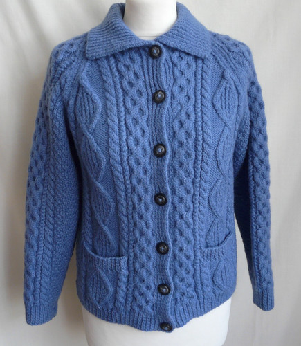 Hand knit mid blue - mid,