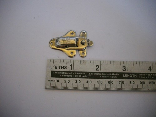Cheney nickel plate case catch - case,