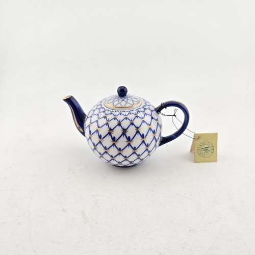 Miniature navy blue china - navy,