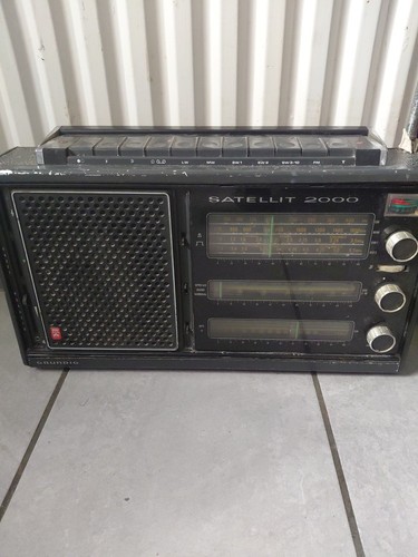 Grundig satellit 2000 radio - grundig,