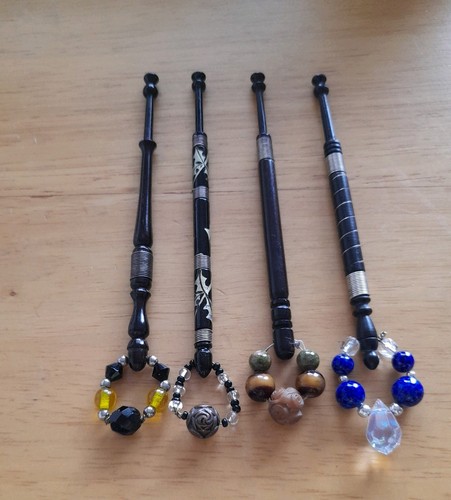 Wood lace bobbins - 4,