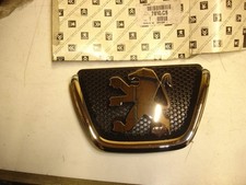 Peugeot 206 front grille badge