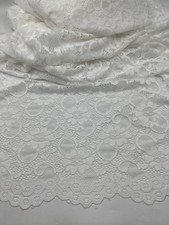 White Flower Scalloped Edge