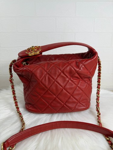 Auth chanel vintage red - chanel,