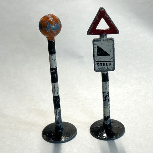 Vintage metal toy road - 2x,
