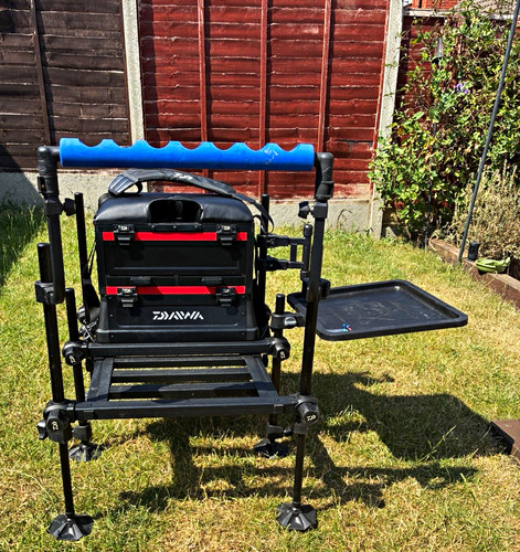 Daiwa d160 seat - with, side