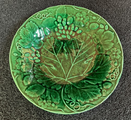 Vintage green leaf - green,