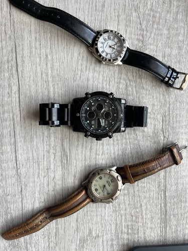 Mixed brands lot watches - lot,