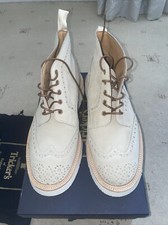 Trickers Mens Oatmeal Repello Brogue Boots Stow UK9 Suede Vibram Wedge BNIB £449