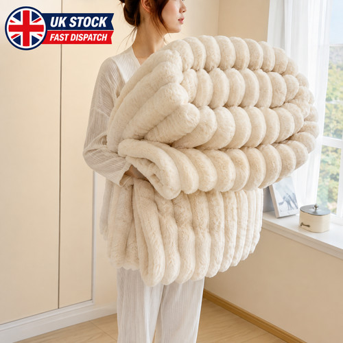 Super soft faux fur ribbed - super,