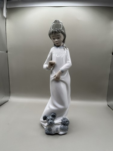 Lovely nao lladro - nao, girl