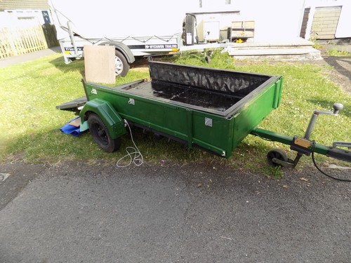 Honeyfield beaver tail trailer - beaver,