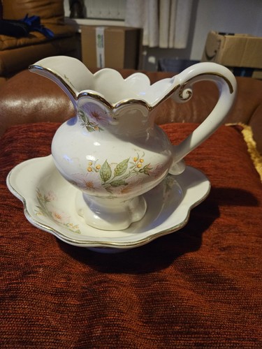 Ingrow pottery jug - ingrow, and