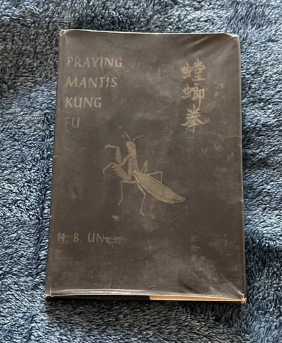 Praying mantis kung - praying, fu,
