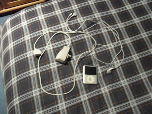 Apple ipod nano 3rd generation - nano,