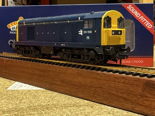 354sf bachmann class - 35-354sf, 20