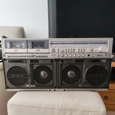 VINTAGE SHARP BOOMBOX GF-777Z