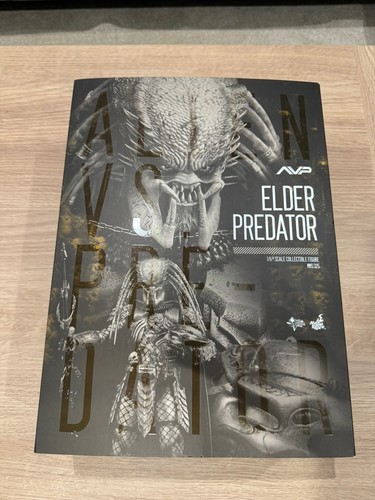 Hot toys elder predator - elder,