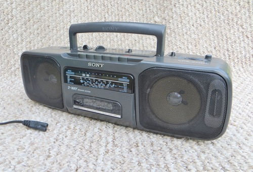Sony cfs 200l new - cfs-200l, belts*