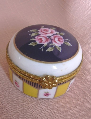 Crown porcelain brittany - crown,